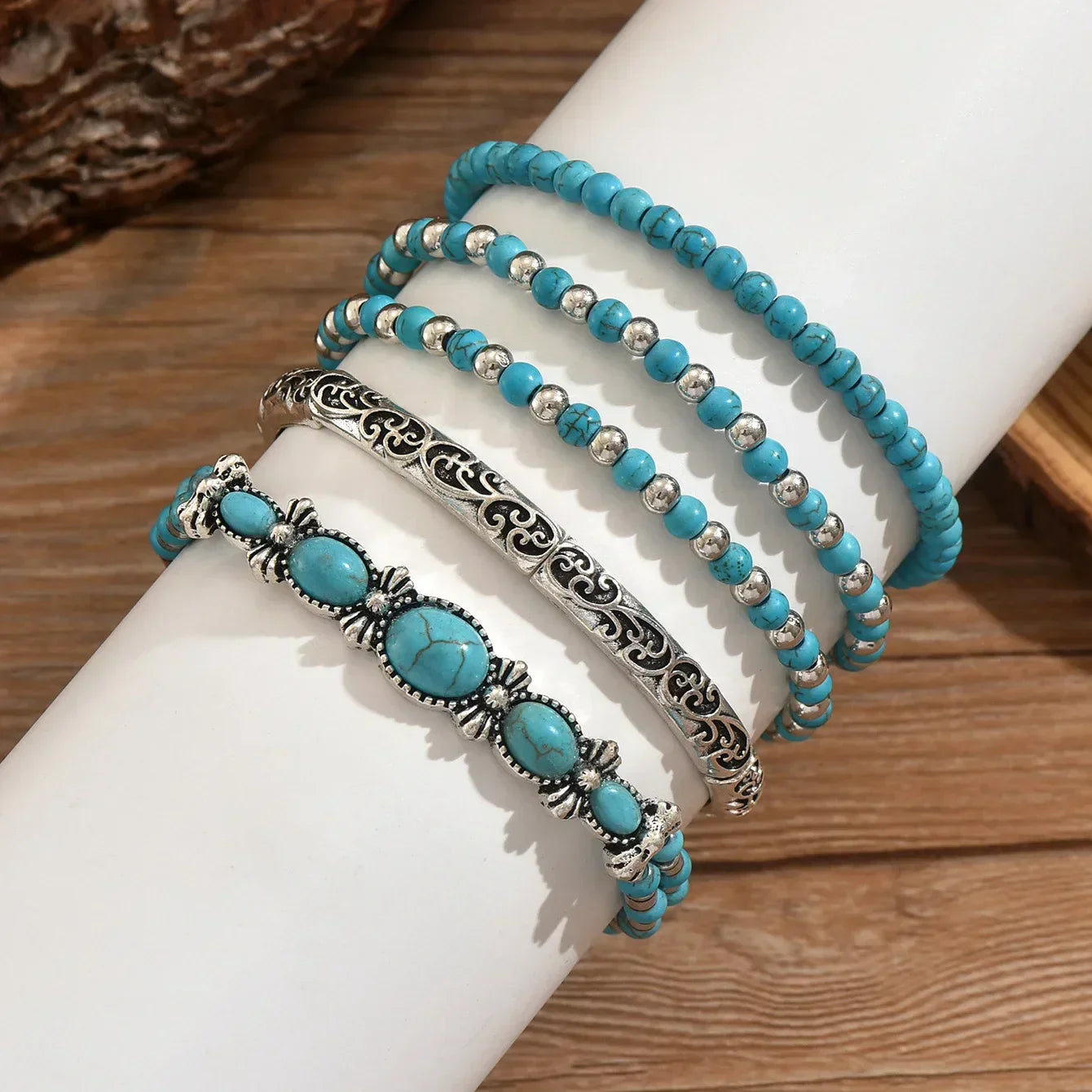 SET DI BRACCIALI BOHO CON PERLINE TURCHESI